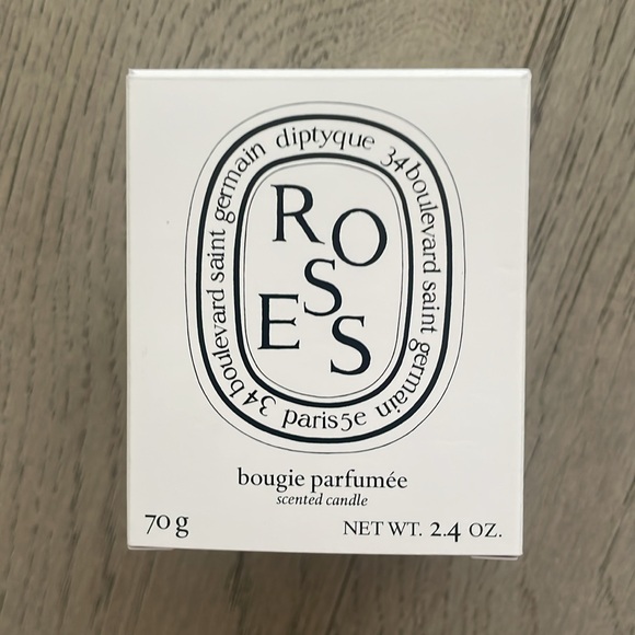 Diptyque Rose Small Candle - Picture 2 of 3